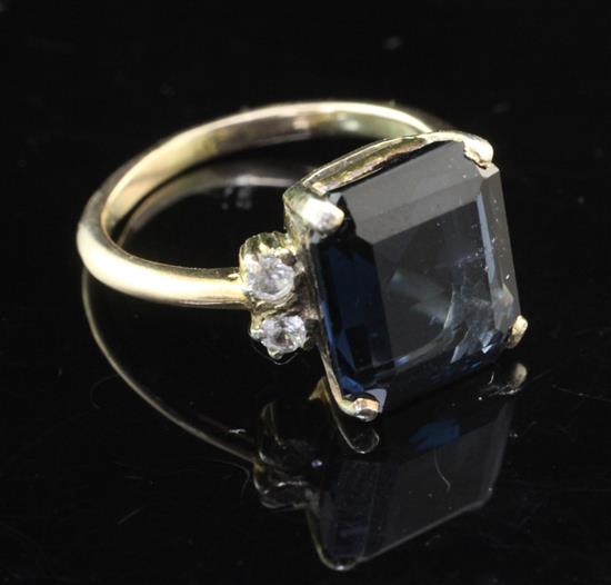 A gold, blue spinel and white sapphire? ring, size K.